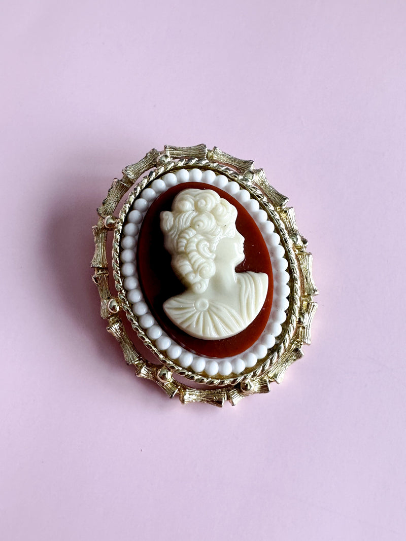 Romantic Gold-Tone Cameo Brooch