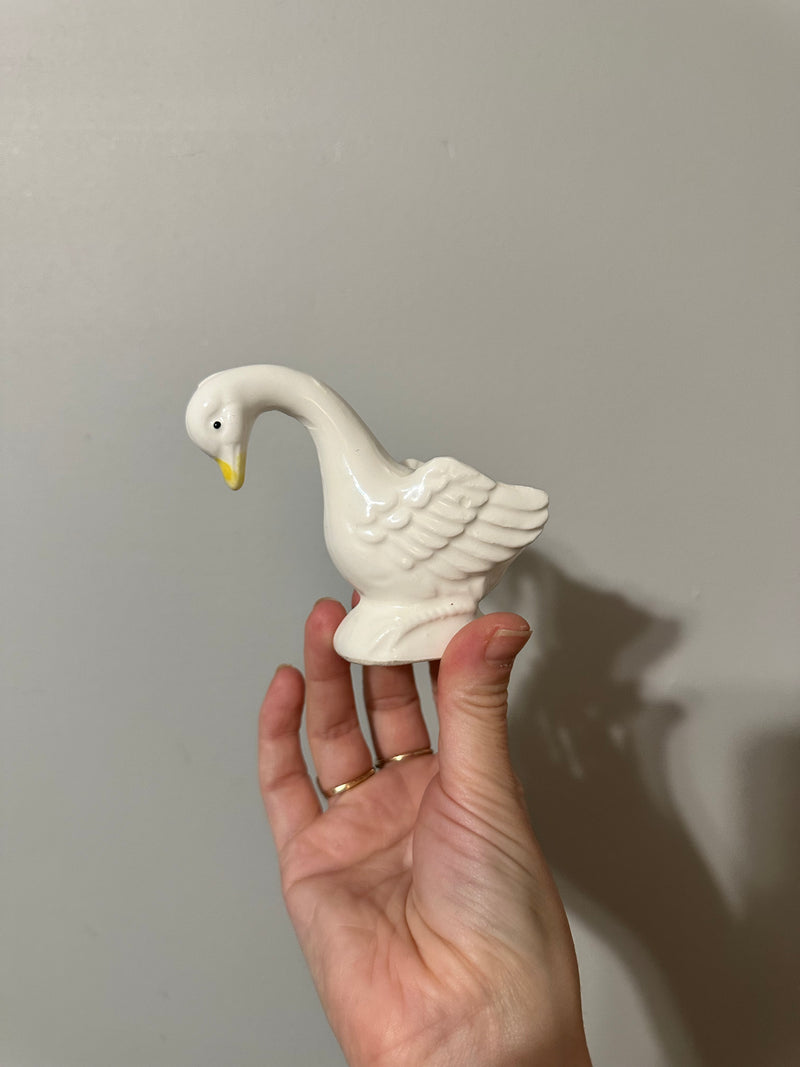 Sweet Ceramic Swan Figurine - Vintage Japan